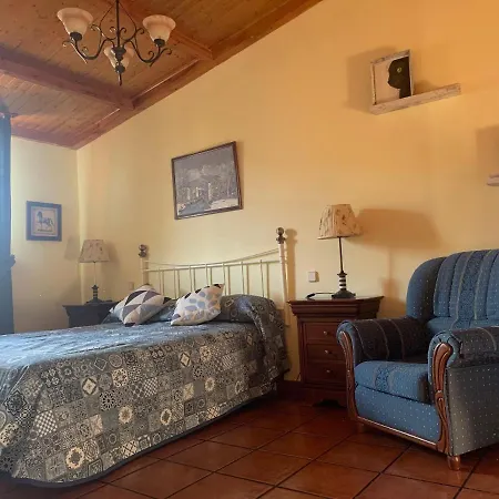 La Casona Del Enebral *