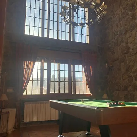 La Casona Del Enebral Prádena